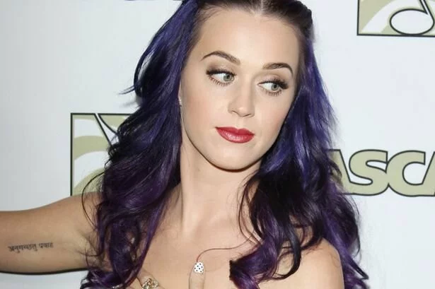 Katy Perry Wardrobe Malfunction Pictures