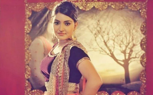 Lovely Punjabi Girl Picture For Desktop Wallpaper