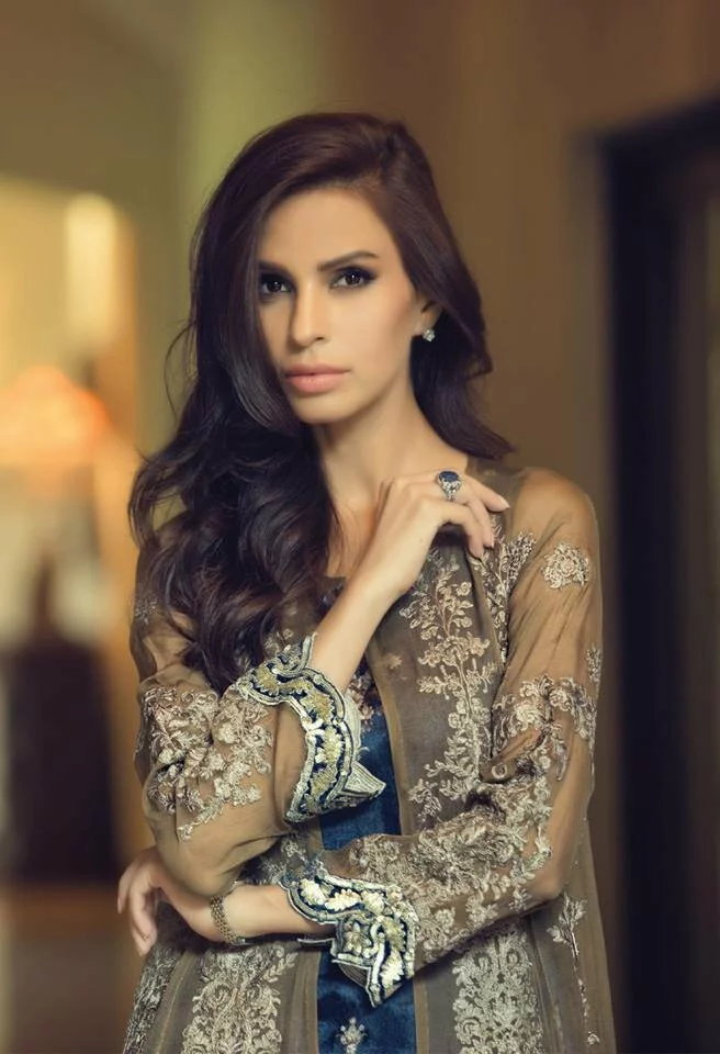 Maria B Mbroidered Chiffon Eid ul Azha Collection (4)