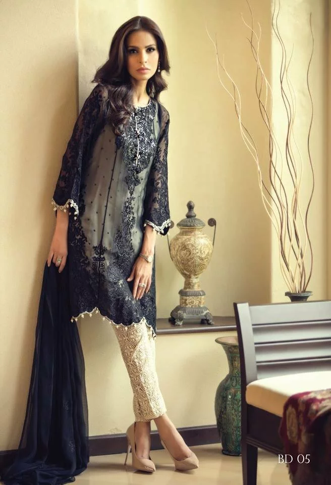 Maria B Mbroidered Chiffon Eid ul Azha Collection (8)