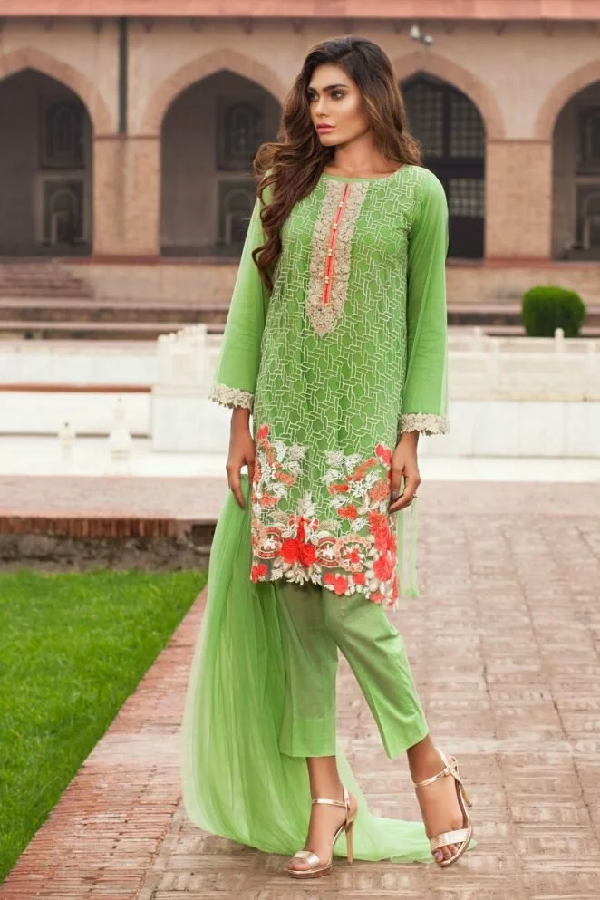 mausummery-embroidered-dresses-eid-ul-azha-collection-1