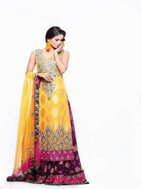 Bridal Mehndi Dresses Designs Collection 2017 11