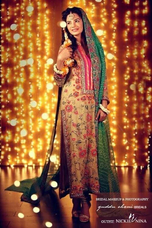 Bridal Mehndi Dresses Designs Collection 2017 3