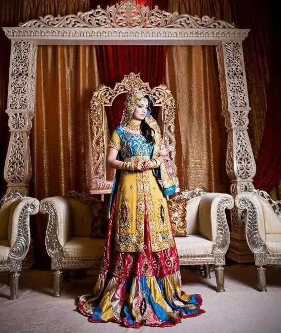 Bridal Mehndi Dresses Designs Collection 2017 5